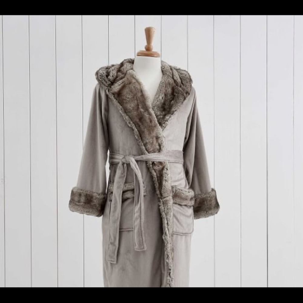 Pottery Barn Faux Fur Hooded Robe